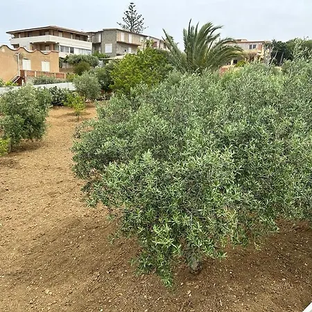 Appartanvilla Con Piscina A San Leone