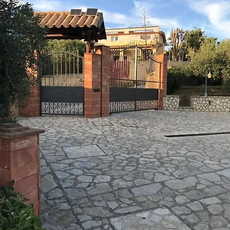 Apartment Appartanvilla Con Piscina A San Leone *