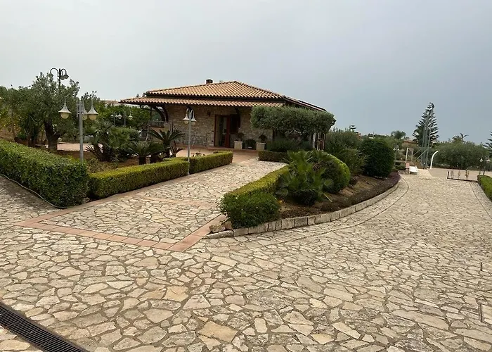 Con Piscina Panoramica A San Leone Апартаменты *