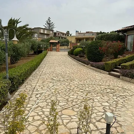 Con Piscina Panoramica A San Leone *